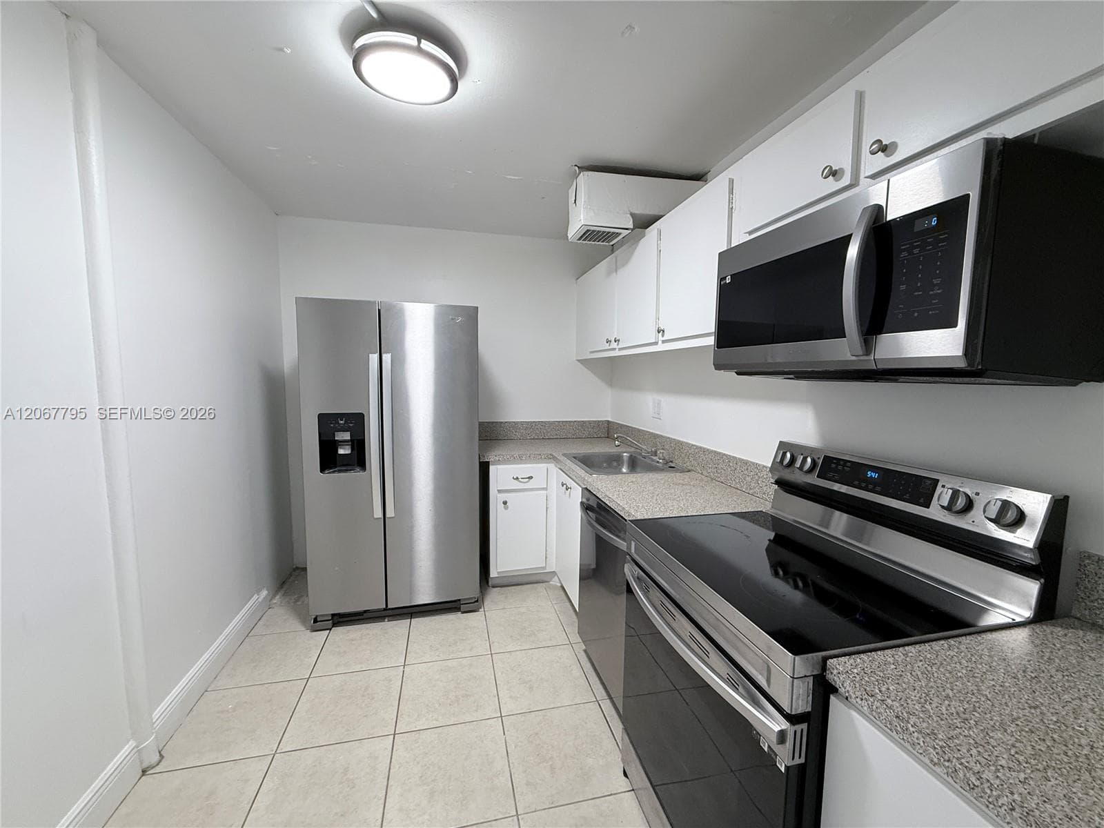 1800 Sans Souci Blvd # 426, North Miami FL 33181 photo 4