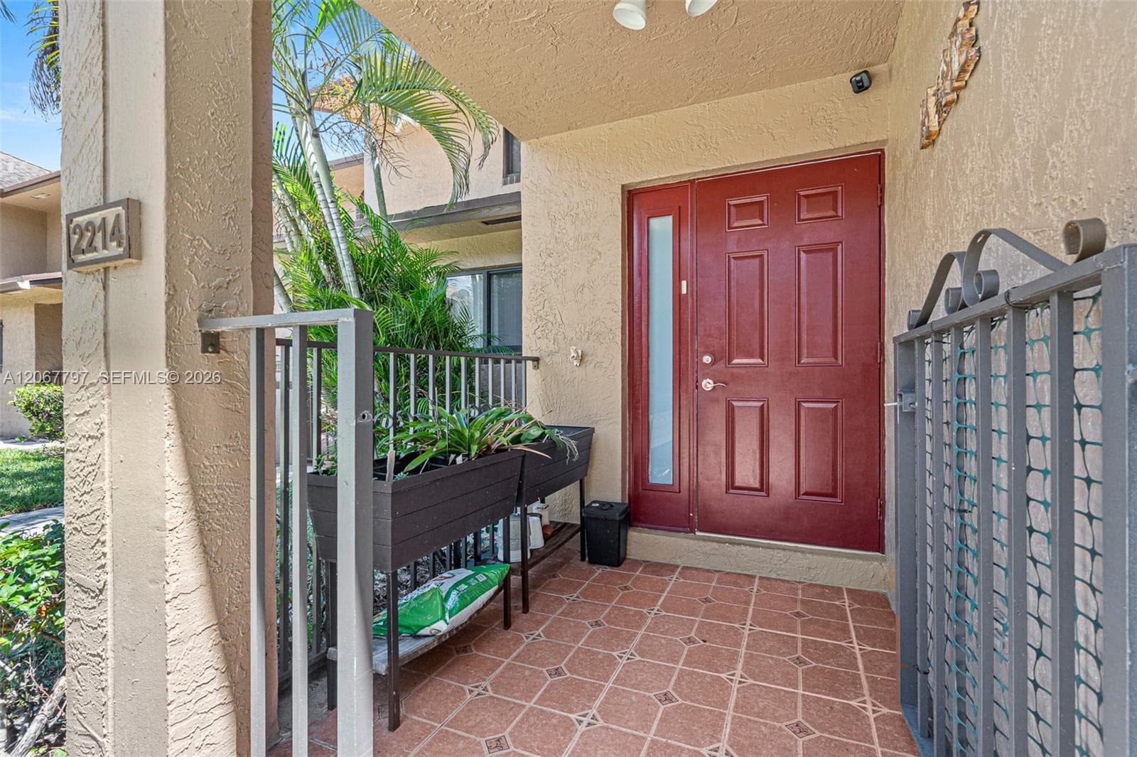 2214 NW 39th Ave, Coconut Creek FL 33066