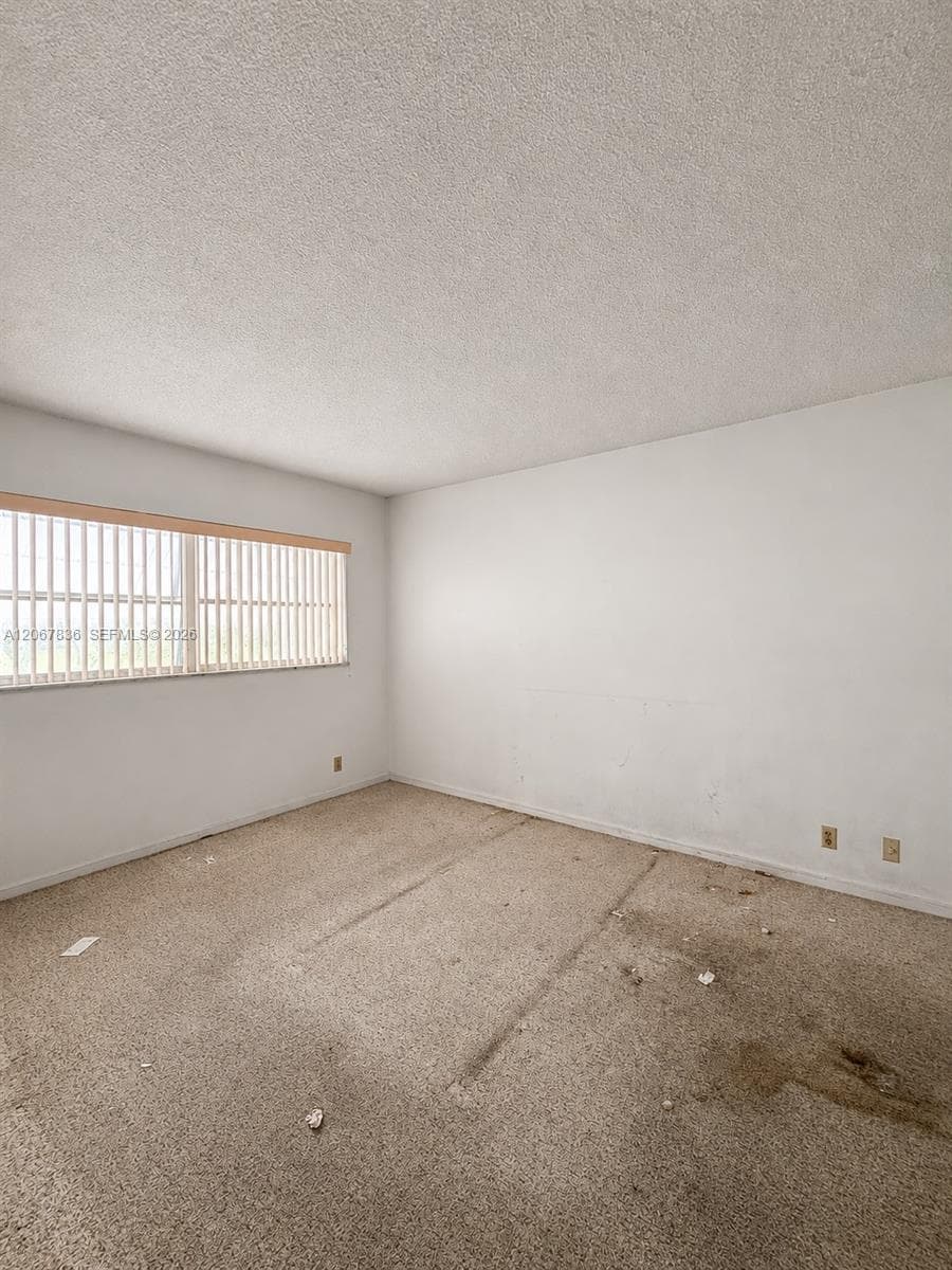 1001 Hillcrest Ct # 204, Hollywood FL 33021 photo 4