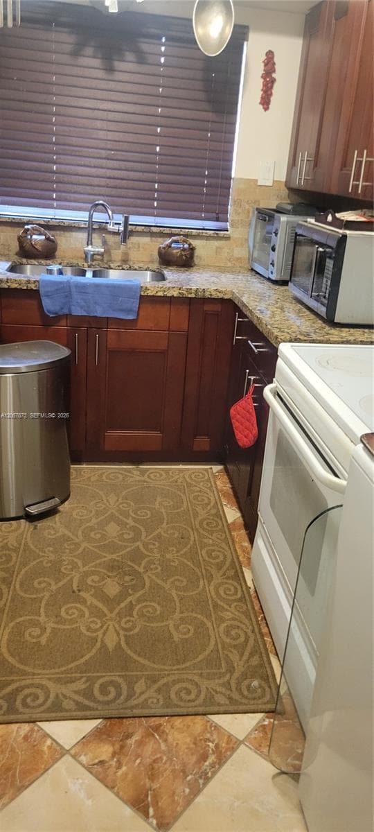1743 NE 141st St, North Miami FL 33181 photo 4