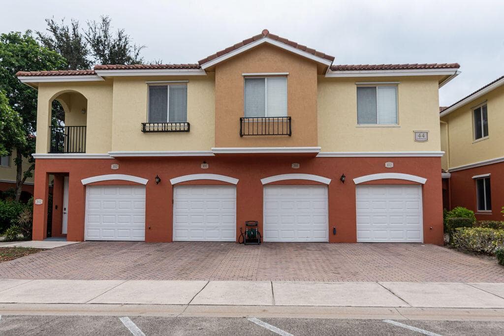 44 SE SEDONA Circle # 102, Stuart FL 34994 photo 2
