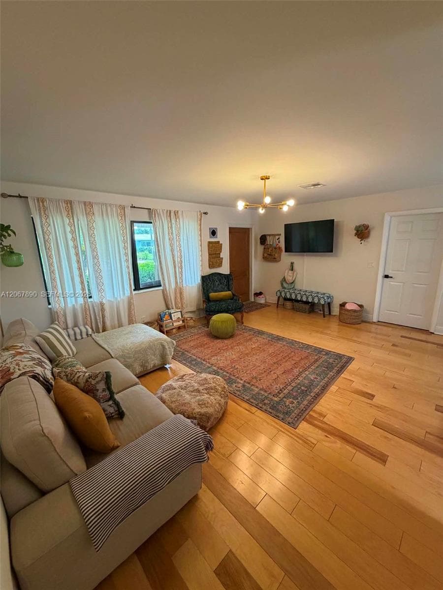 401 SE 3rd Pl, Deerfield Beach FL 33441 photo 4