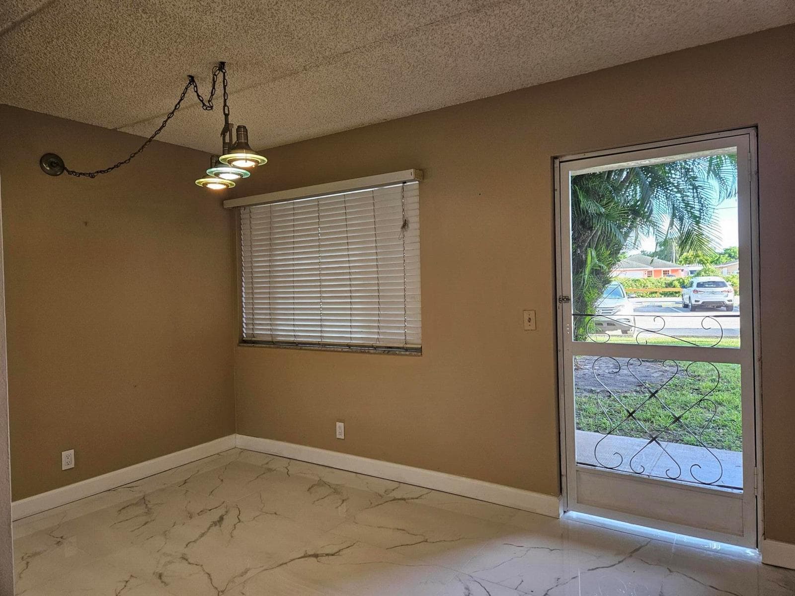 300 VILLAGE GREEN Circle S # 114, Palm Springs FL 33461 photo 4