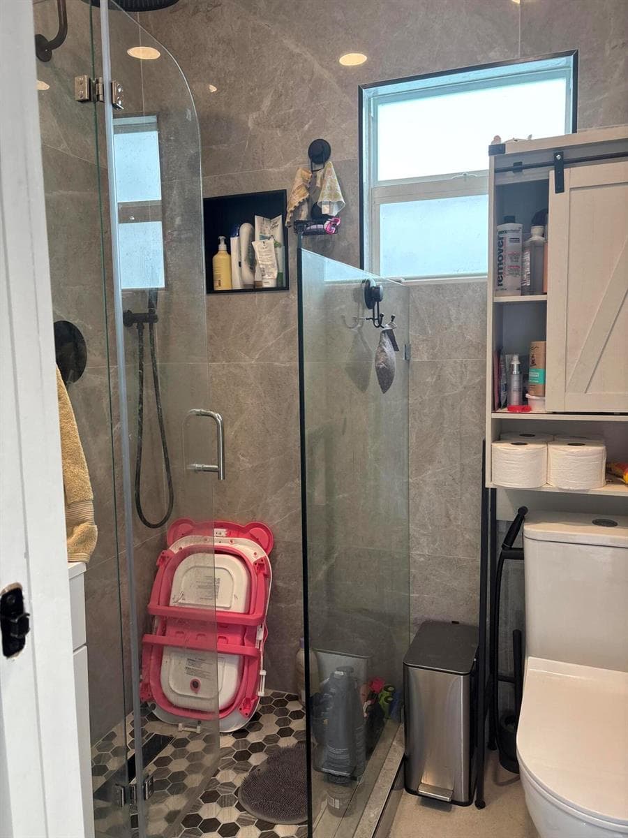 2241 ARTHUR Street, Hollywood FL 33020 photo 5