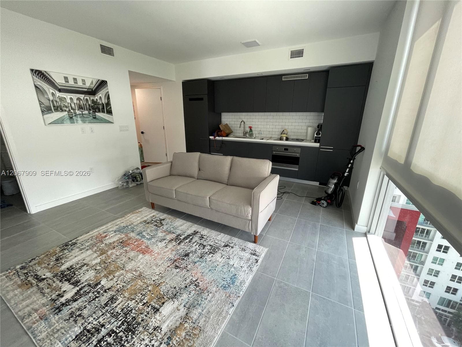 227 NE 2nd St # 1606, Miami, FL 33132 photo 5