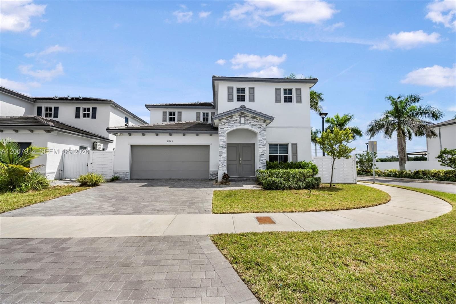 21189 SW 127th Ct, Miami FL 33177 photo 2