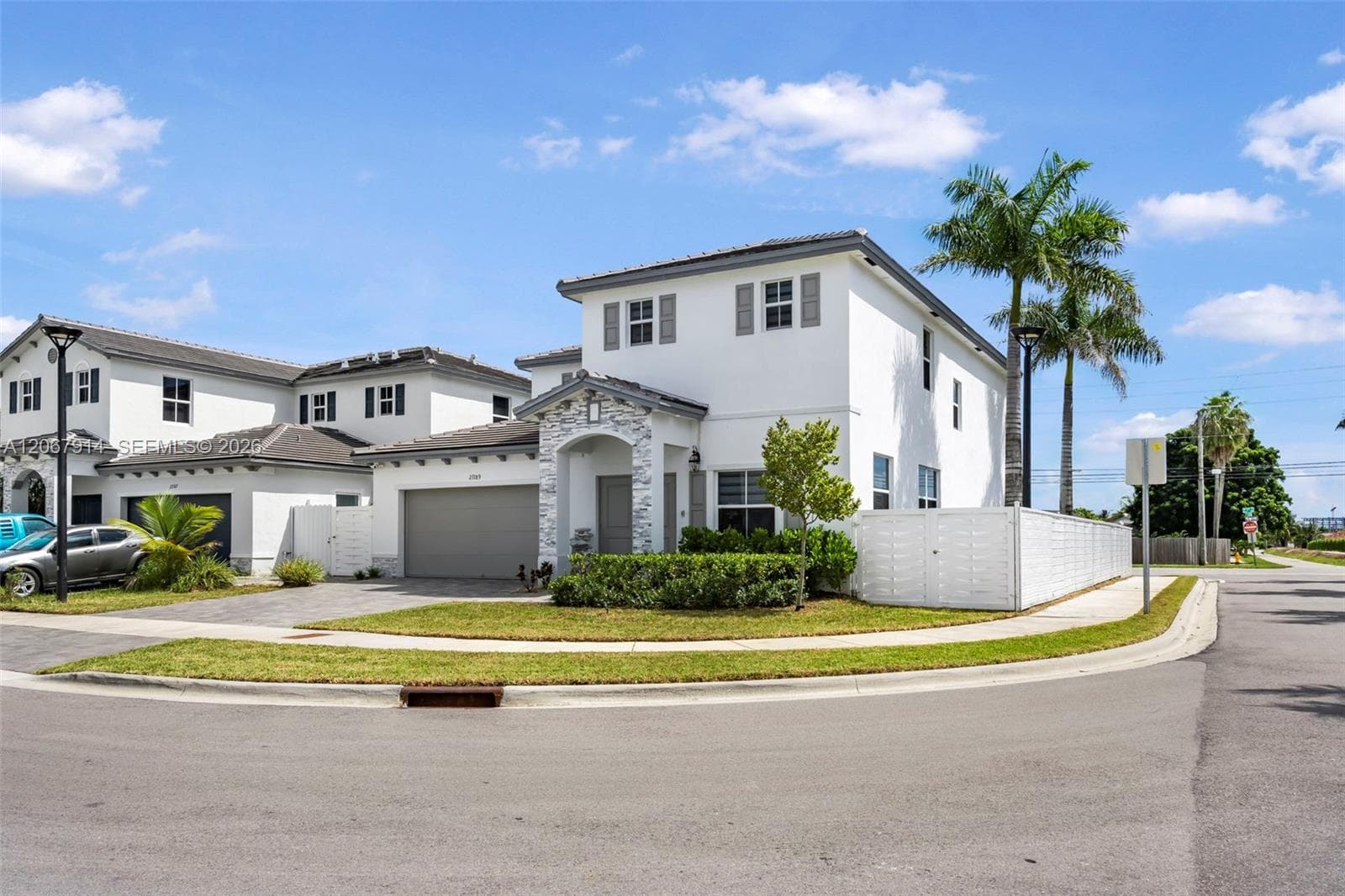 21189 SW 127th Ct, Miami FL 33177 photo 3
