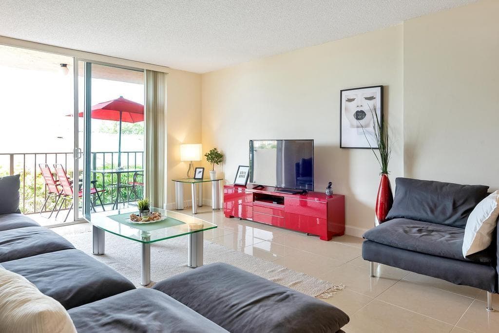 1009 N Ocean Boulevard # 409, Pompano Beach, FL 33062 photo 2