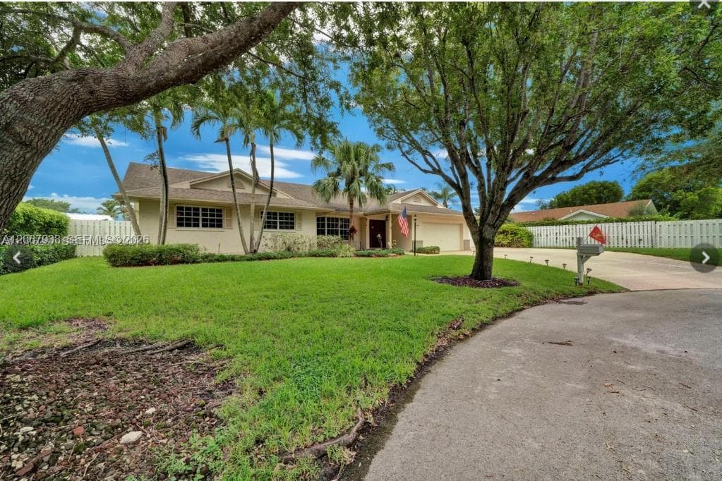 14750 SW 152nd Ct, Miami FL 33196 photo 2