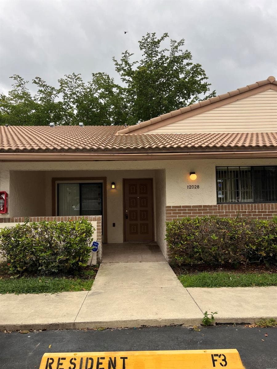 12028 ROYAL PALM Boulevard # F, Coral Springs FL 33065