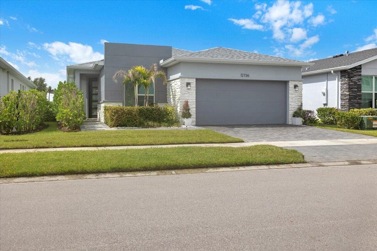 12736 SW ELEANOR Drive, Port St. Lucie FL 34987