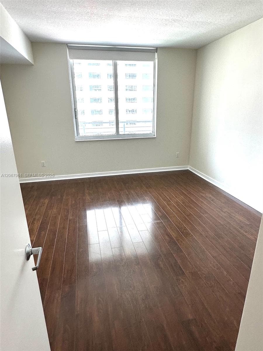 335 S Biscayne Blvd # 1802, Miami FL 33131 photo 5