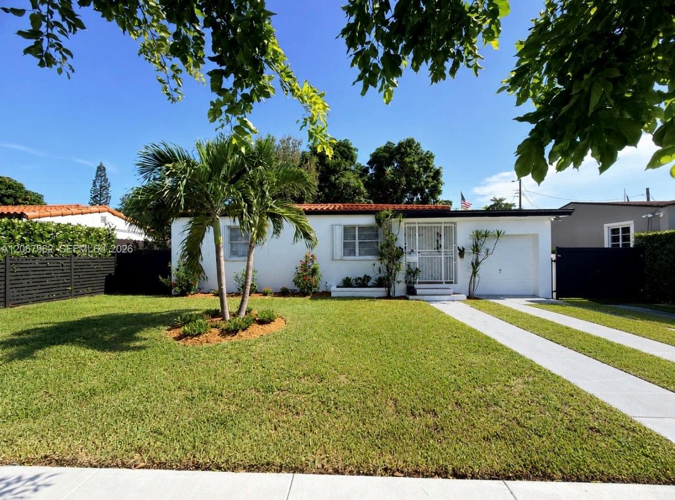 4060 SW 6th St, Miami FL 33134
