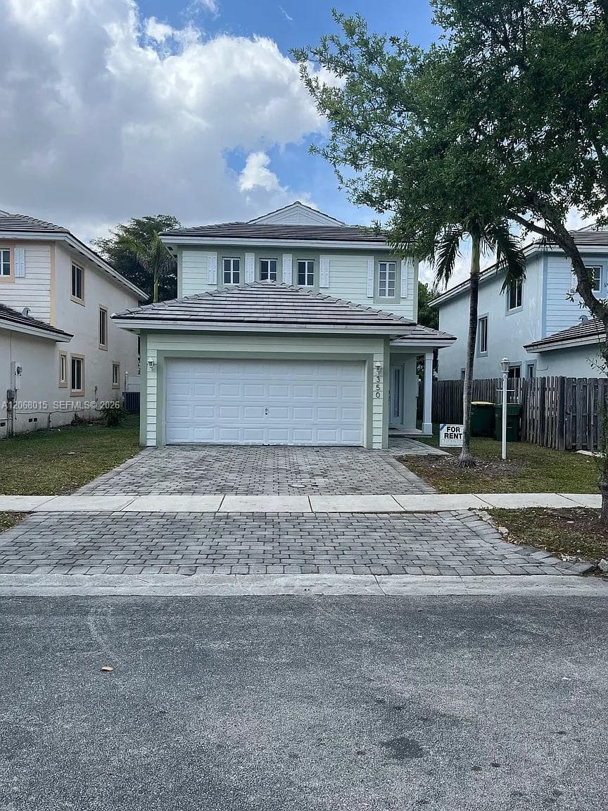 350 NE 31st Ter, Homestead FL 33033 photo 2
