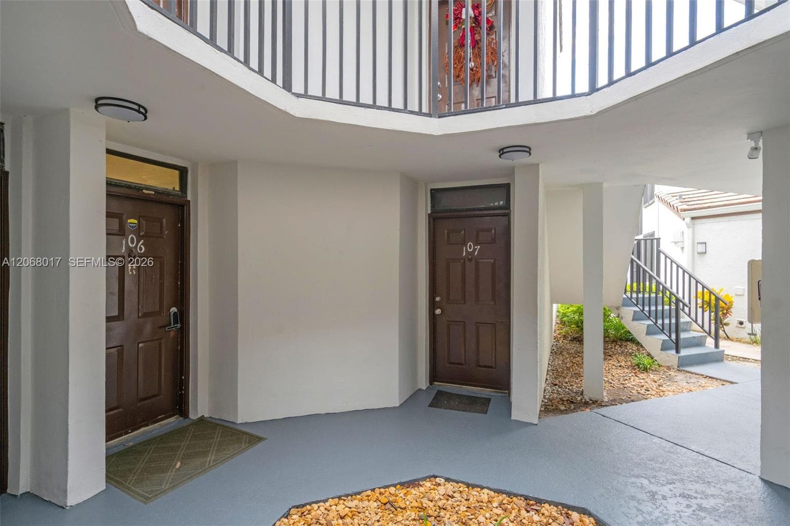213 Lake Pointe Dr # 106, Oakland Park FL 33309