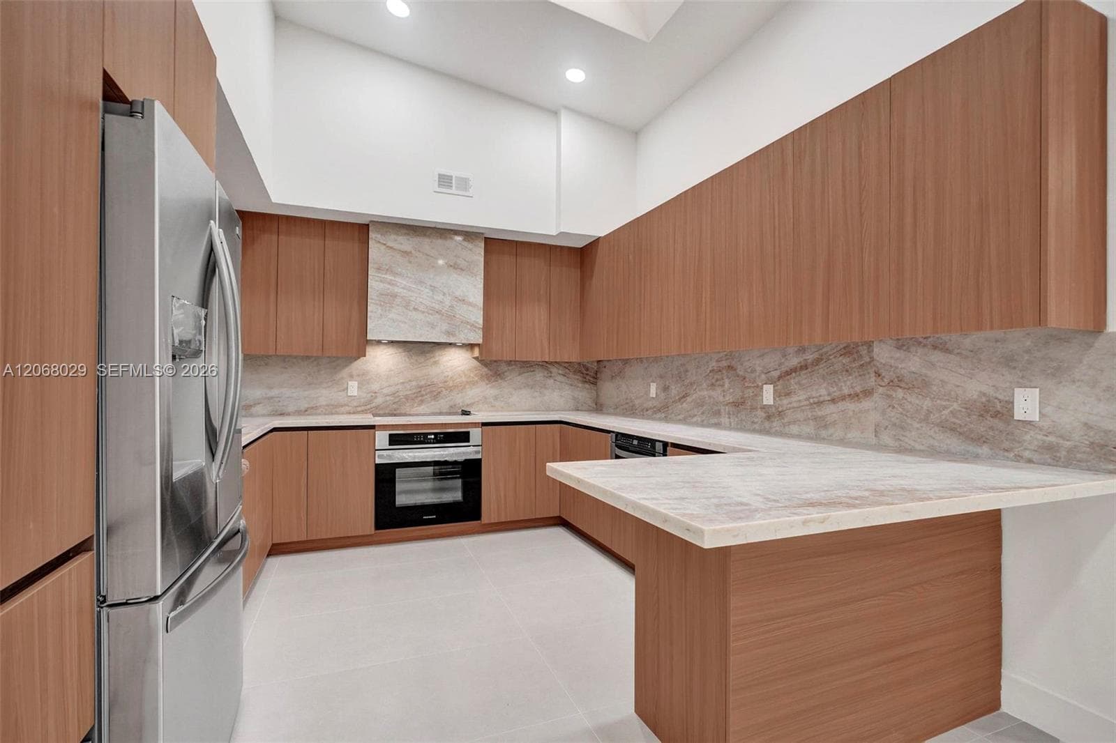 21240 Harbor Way # 28, Aventura FL 33180 photo 2