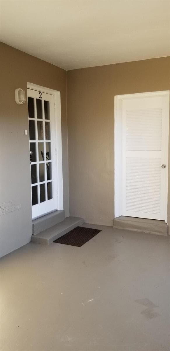 1000 NE 17TH Court, Fort Lauderdale FL 33305 photo 5
