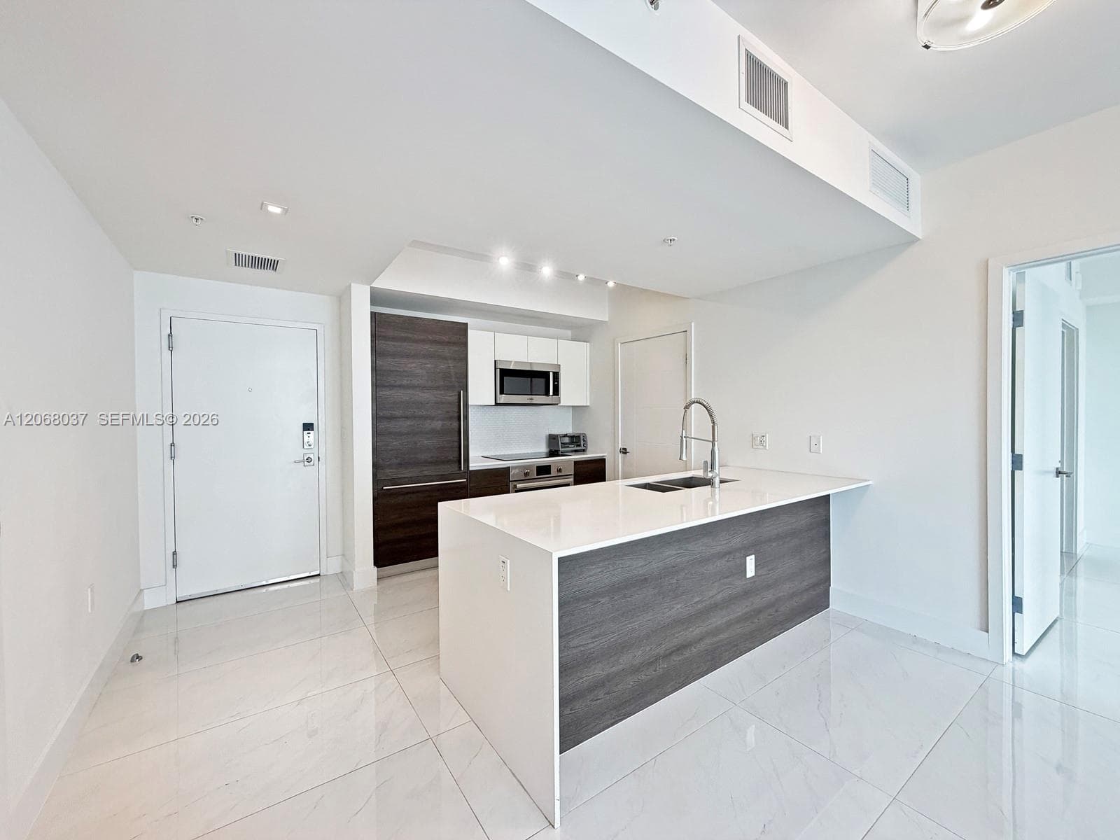301 Altara Ave # 609, Coral Gables FL 33146 photo 2