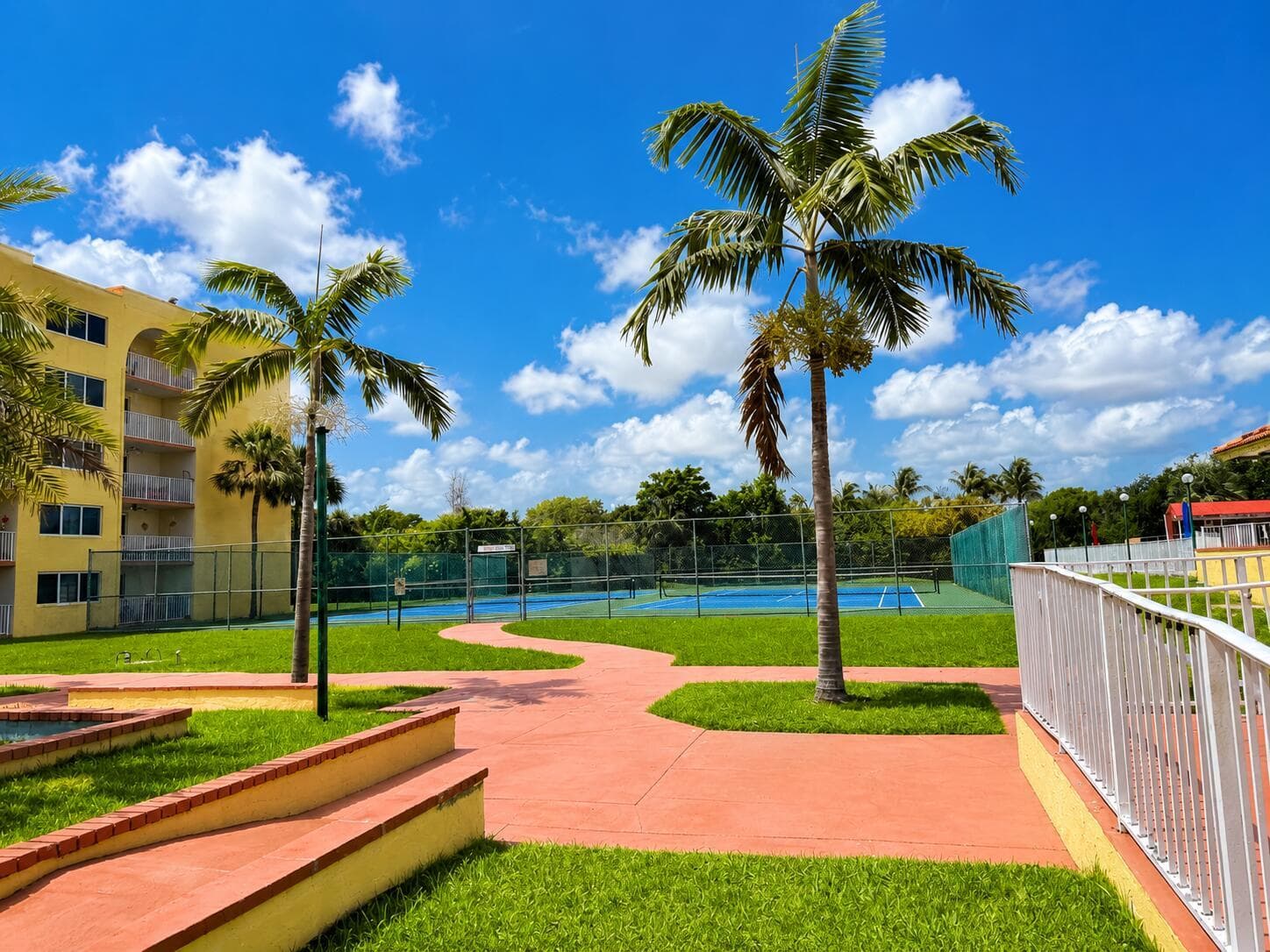 6980 NW 186TH Street # 3-523A, Hialeah FL 33015 photo 2