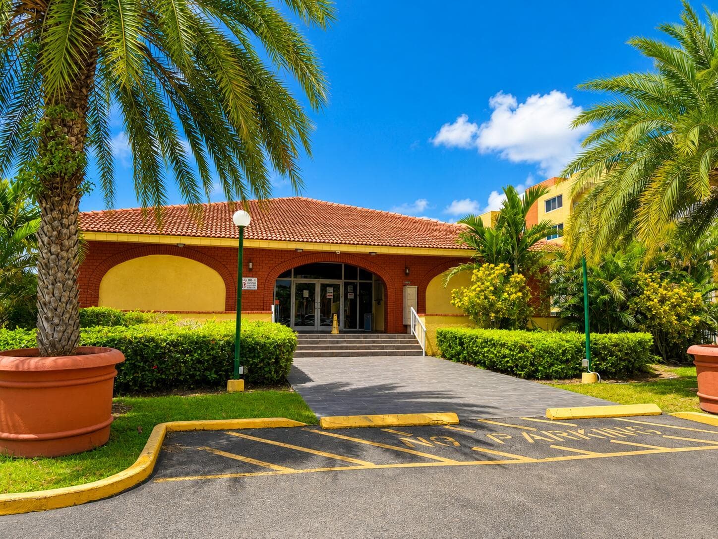 6980 NW 186TH Street # 3-523A, Hialeah FL 33015 photo 3