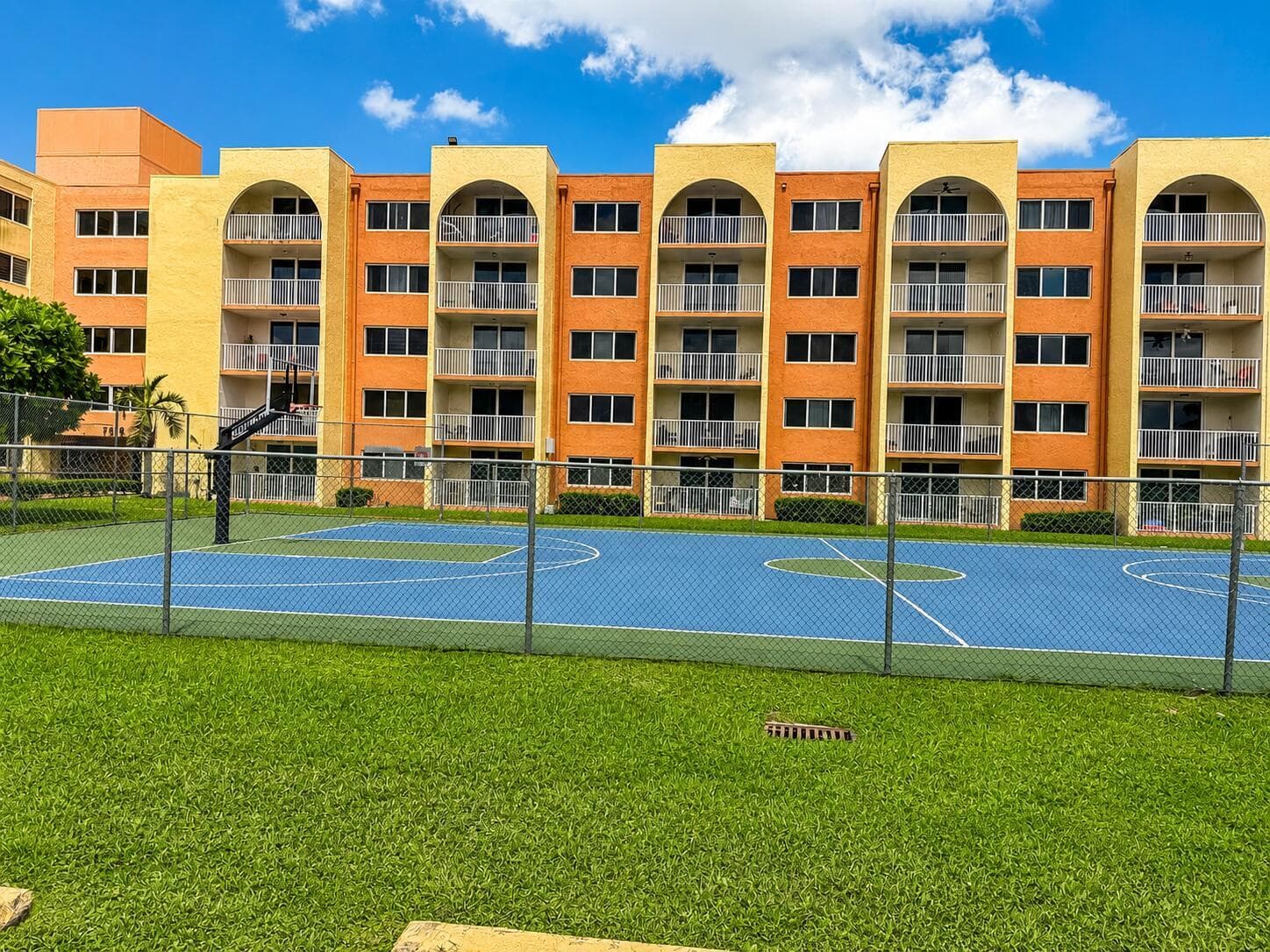 6980 NW 186TH Street # 3-523A, Hialeah FL 33015