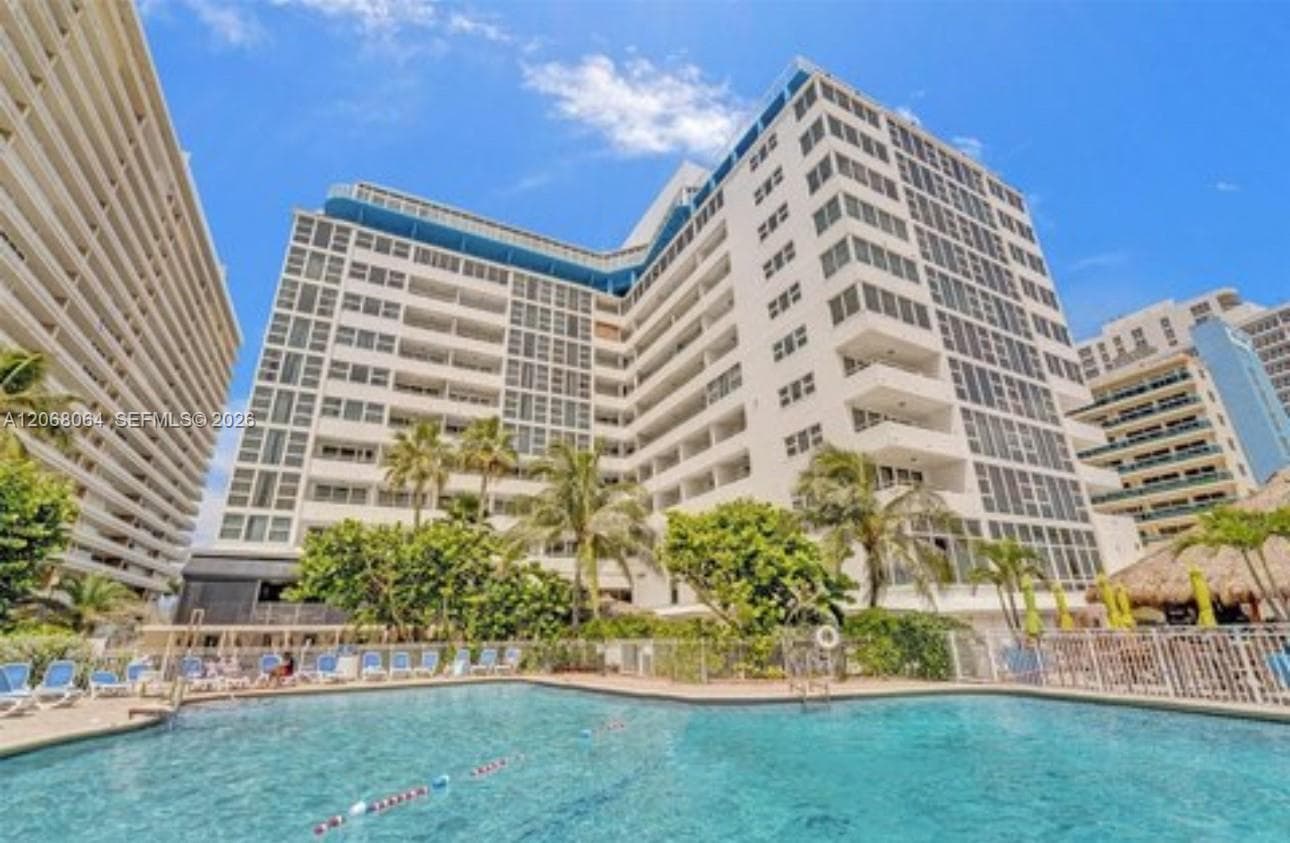 4040 Galt Ocean Dr # 221, Fort Lauderdale FL 33308