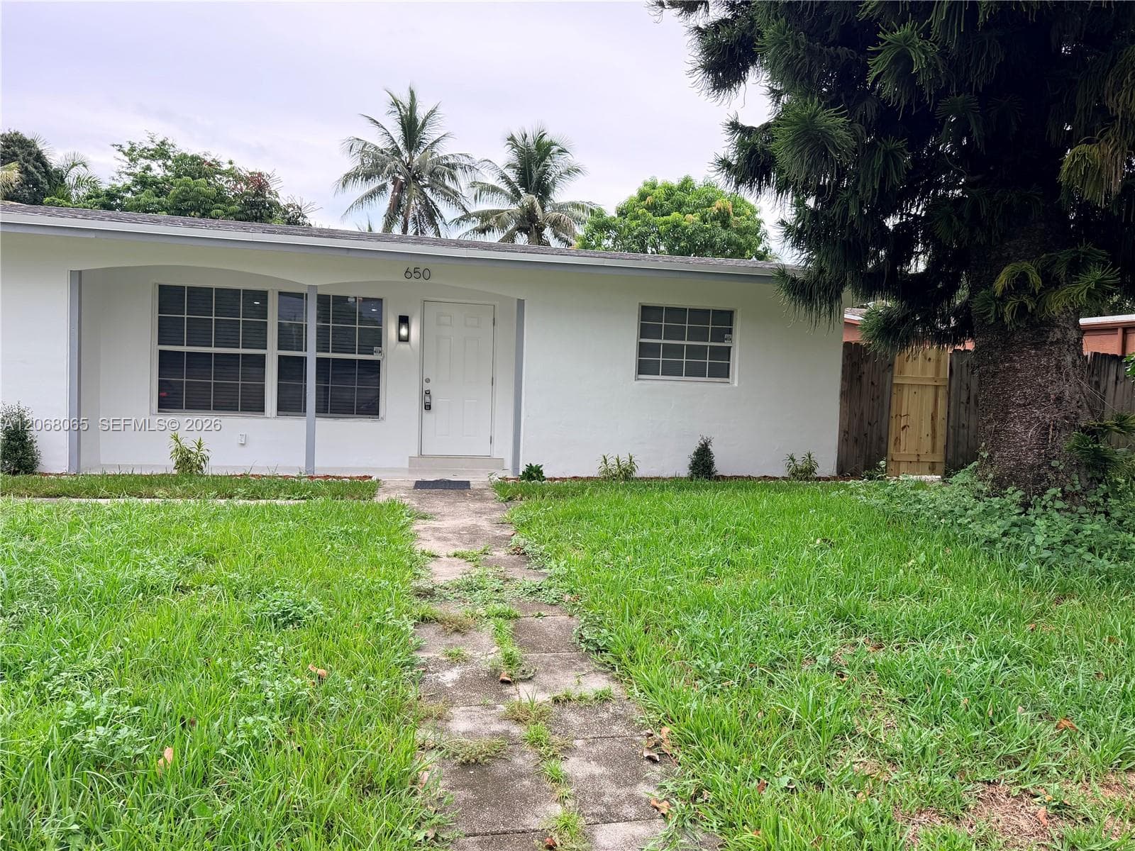 650 SW 55th Ave, Margate FL 33068 photo 3