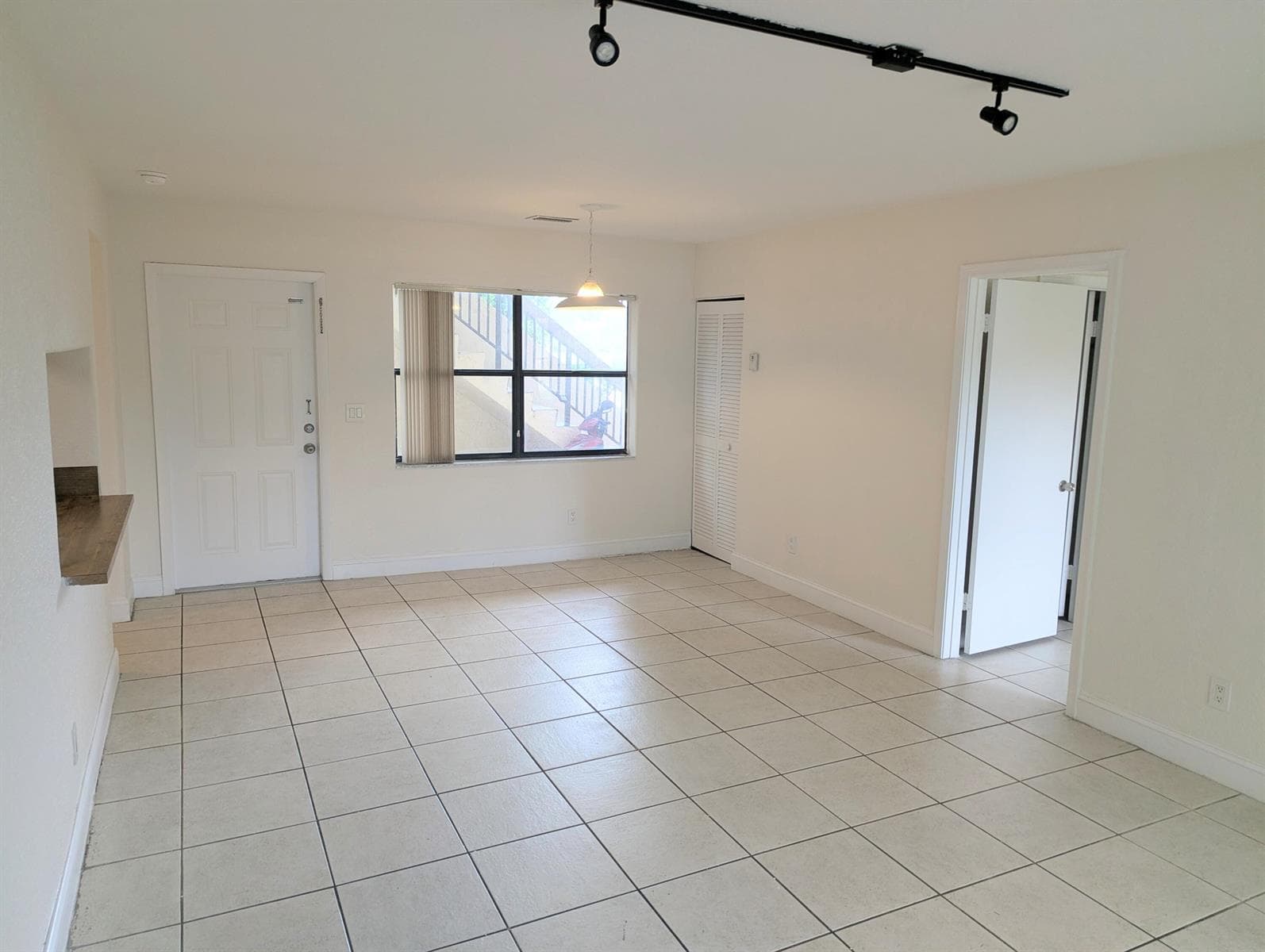 11331 Royal Palm Boulevard, Coral Springs FL 33065 photo 2