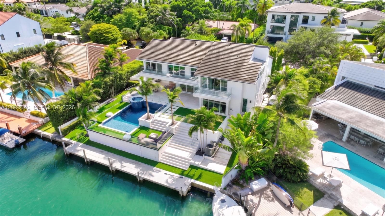6819 Sunrise Pl, Coral Gables FL 33133 photo 2