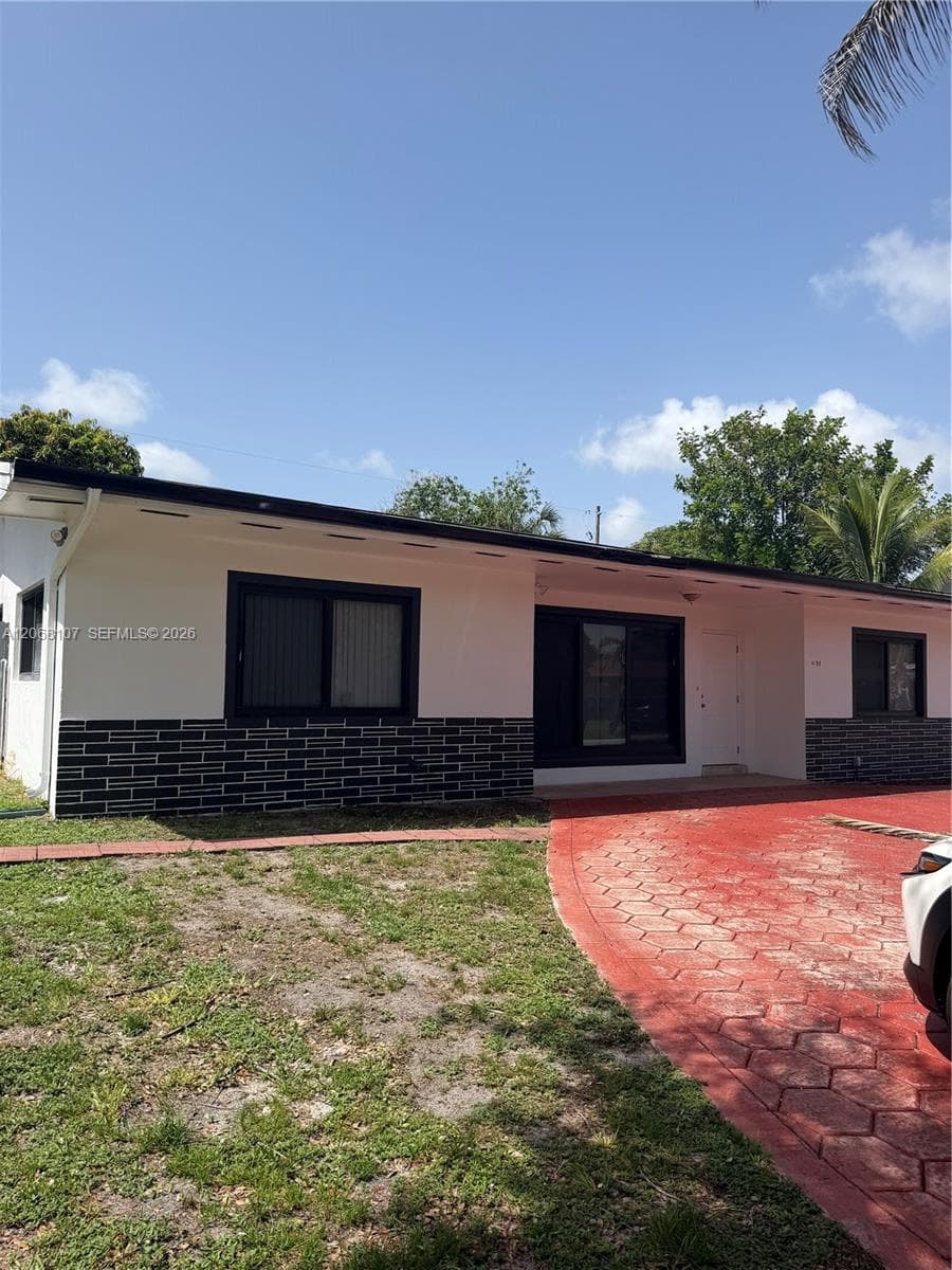 1150 NE 201st Ter # 0, Miami FL 33179 photo 2