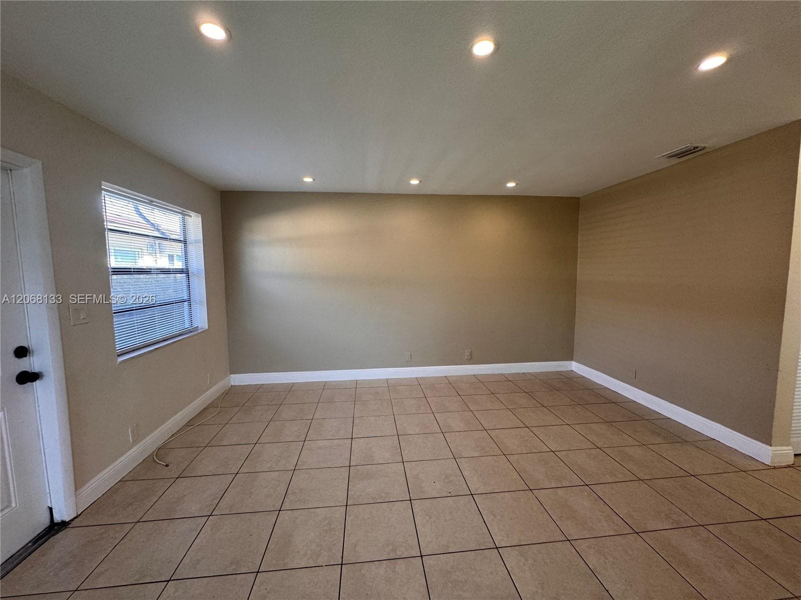 407 NW 7th Ct, Hallandale Beach FL 33009