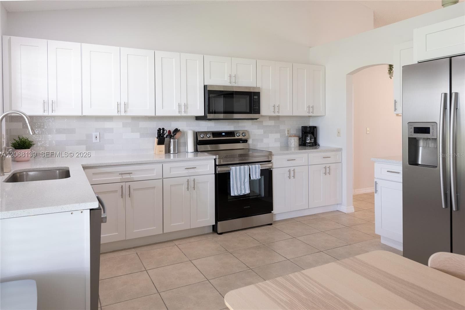 1085 INDIAN RIDGE TRL E, Kissimmee FL 34747 photo 4