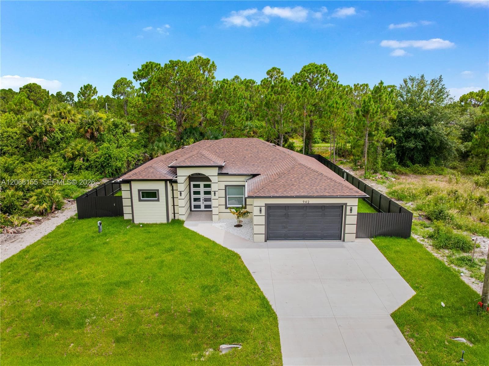 942 E KANUGA ST, Lehigh Acres FL 33974