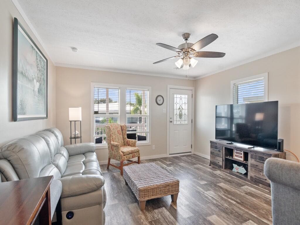 121 Sandhill Boulevard, Fort Pierce FL 34982 photo 2