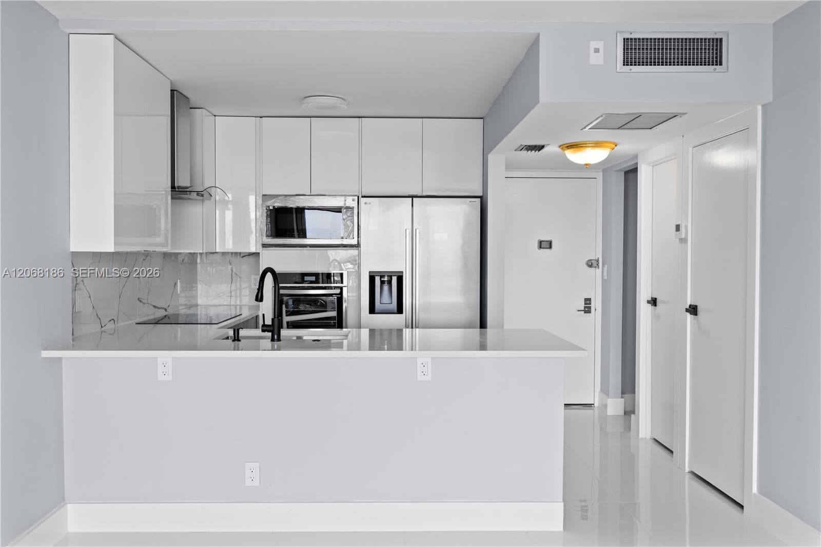 20335 W Country Club Dr # 1905, Aventura, FL 33180 photo 5