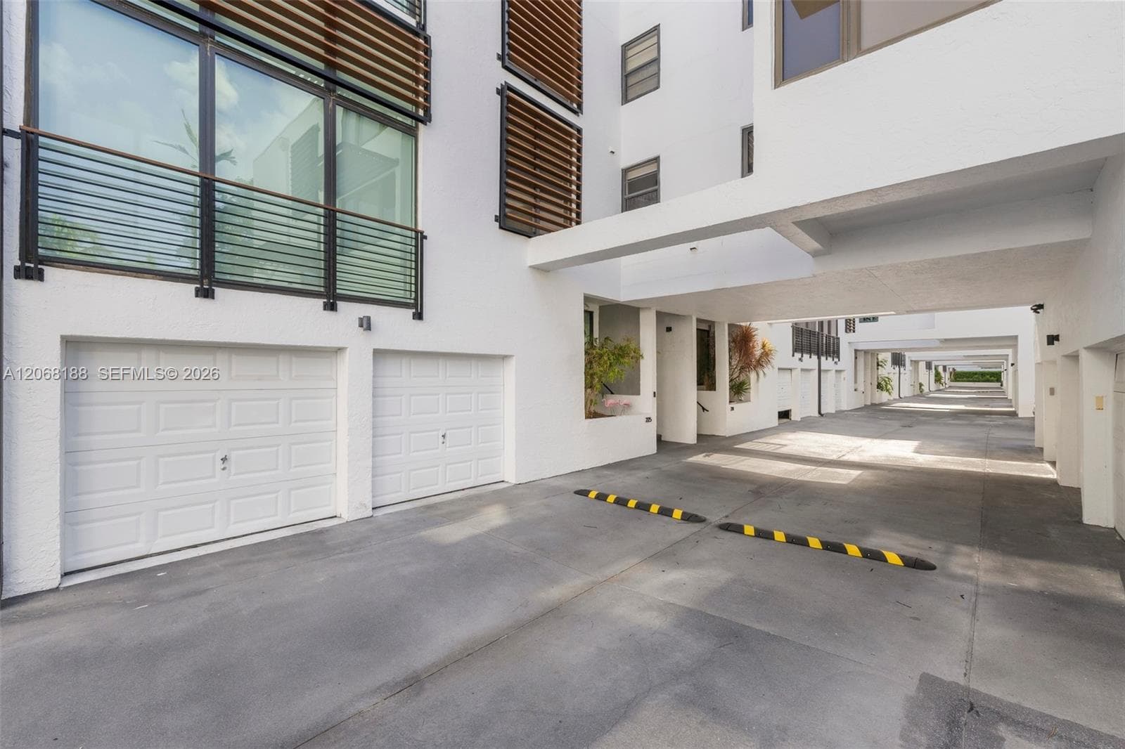 225 E Enid Dr # 44, Key Biscayne FL 33149 photo 2