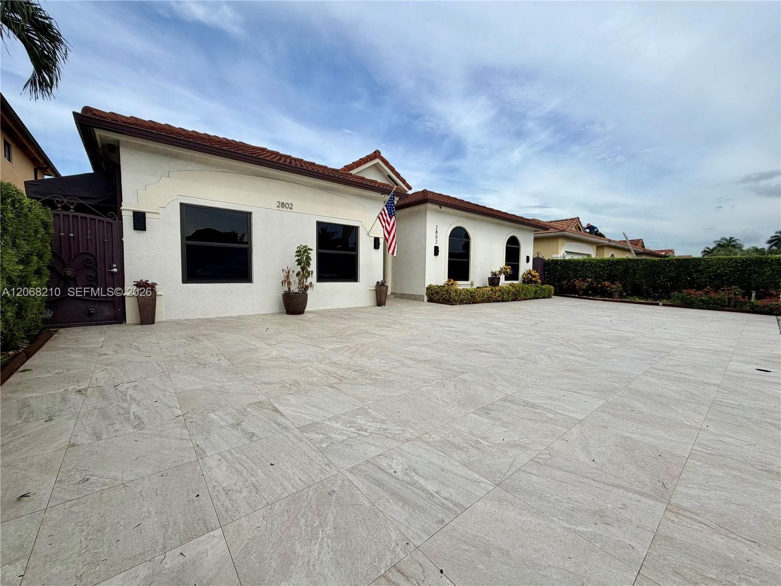 2802 SW 149th Pl, Miami FL 33185 photo 2