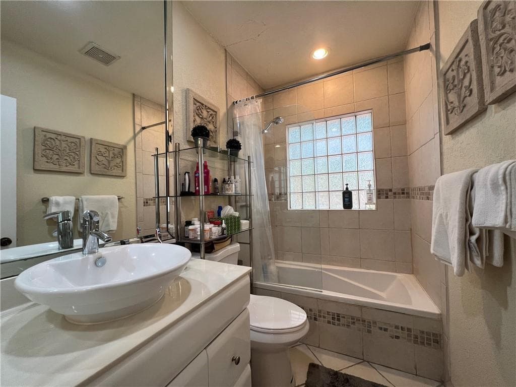 1423 HOLLY HEIGHTS Drive # 7, Fort Lauderdale, FL 33304 photo 4