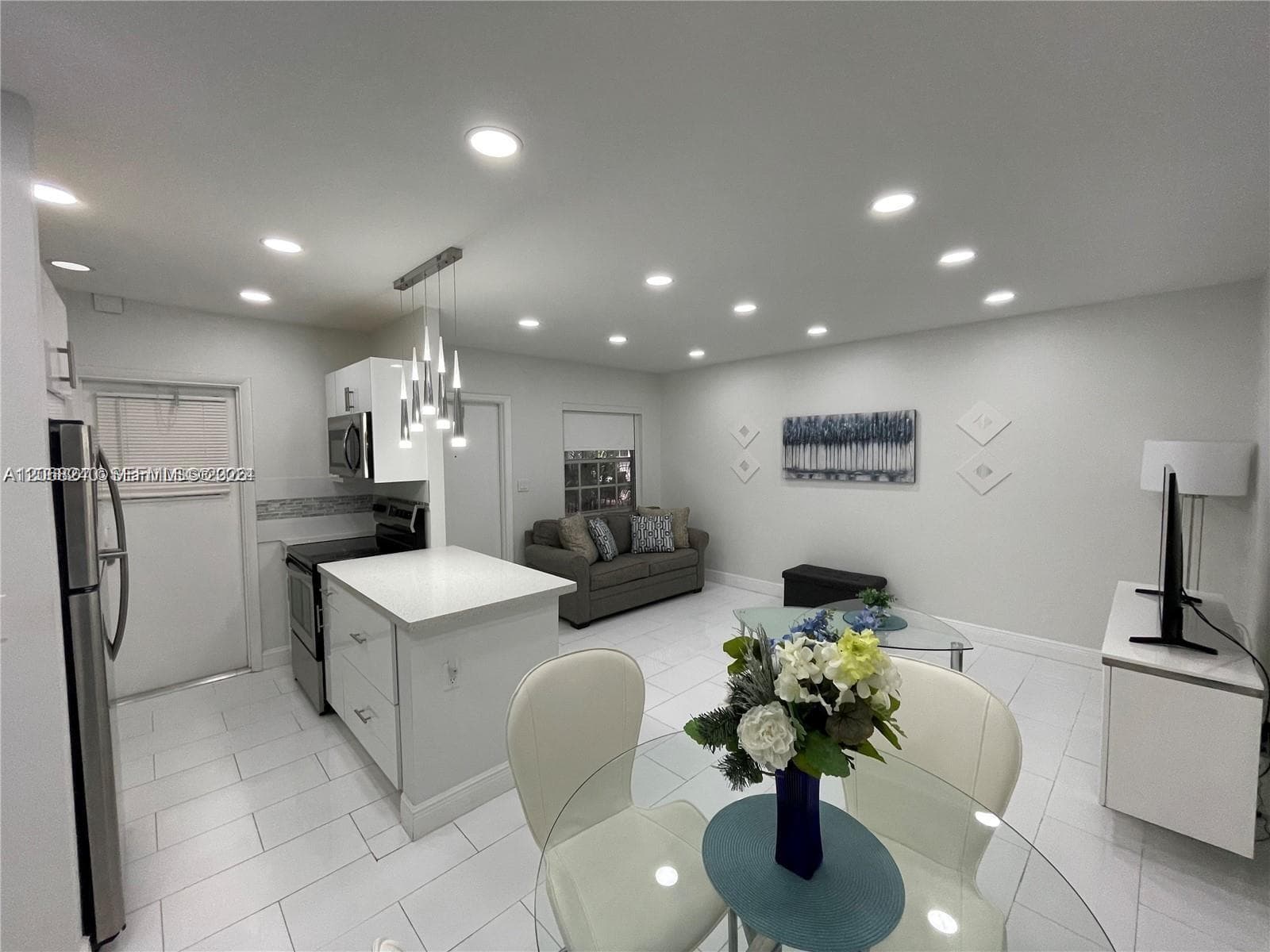 1407 NE 56th St # 103, Fort Lauderdale FL 33334 photo 3