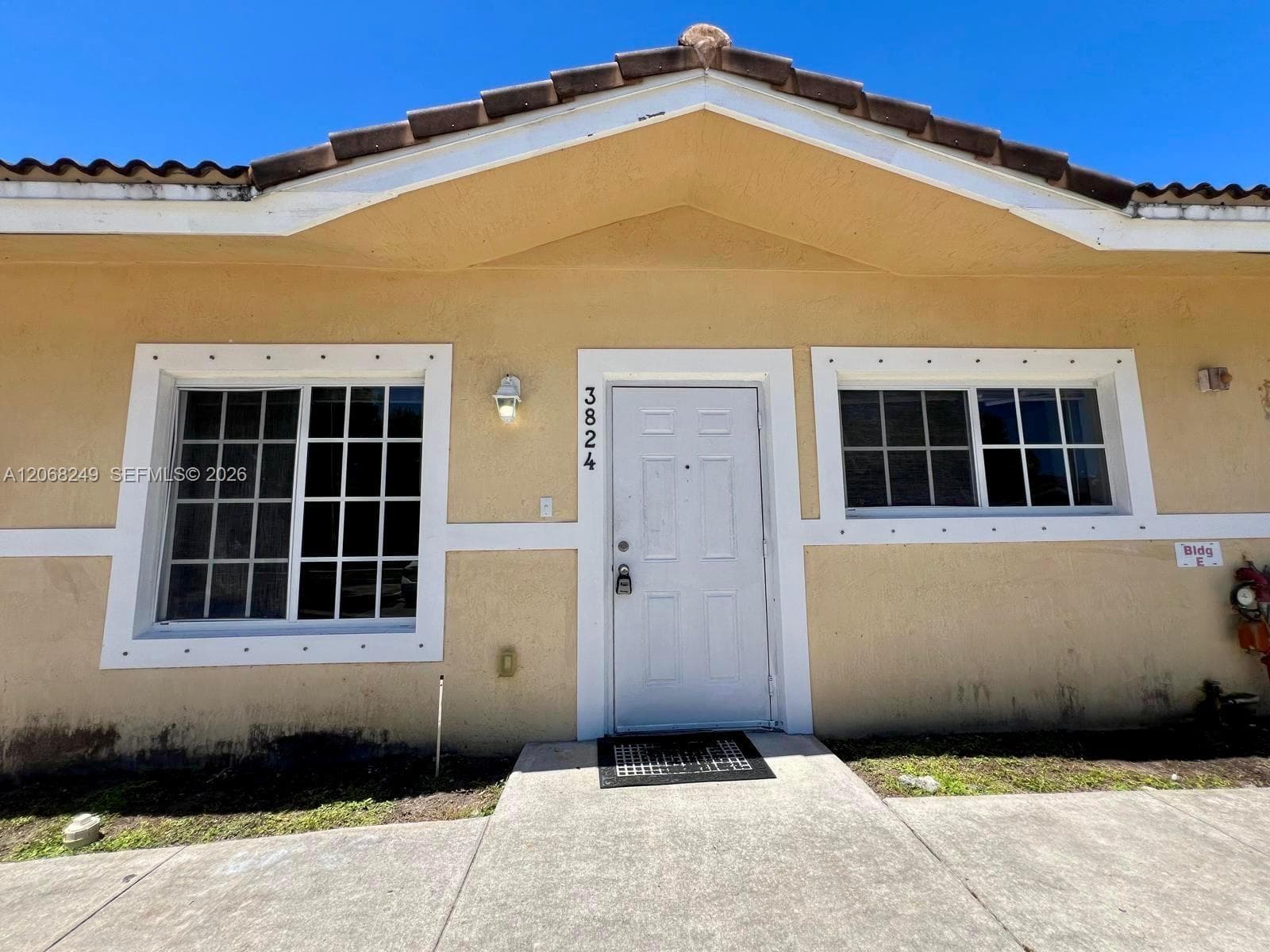 3824 SW 48th Ave # 3824, Hollywood, FL 33023