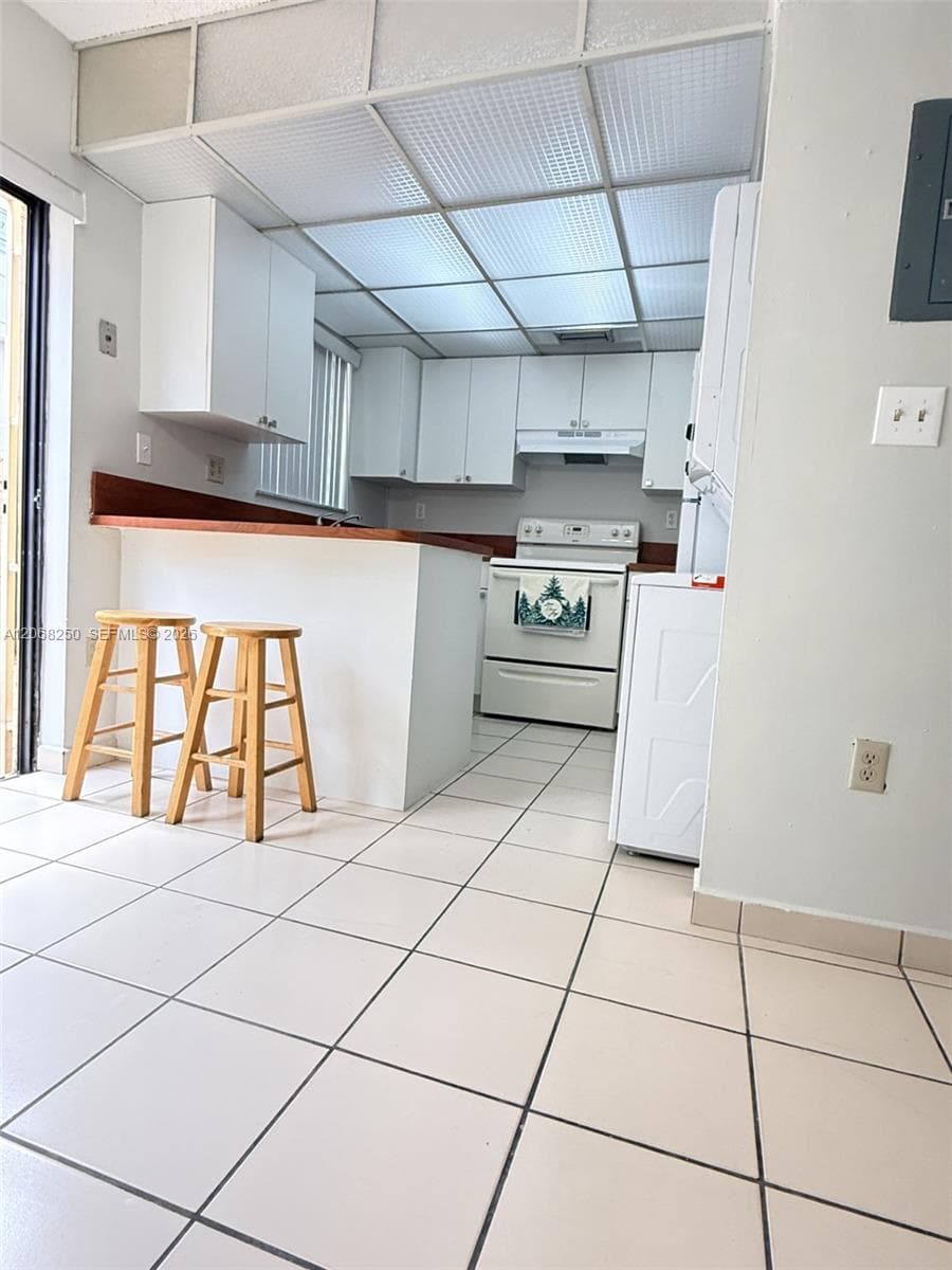 1701 W 42nd Pl # 10, Hialeah FL 33012 photo 3