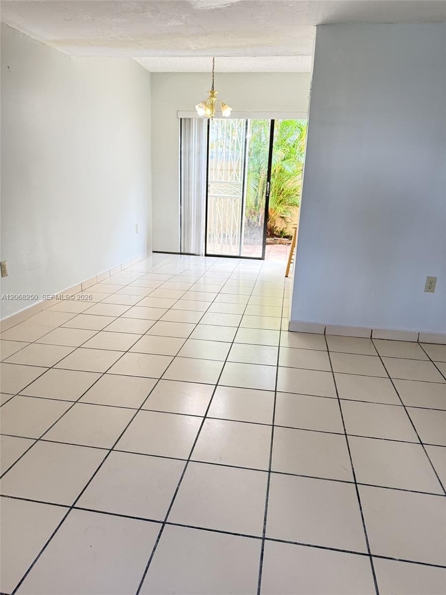 1701 W 42nd Pl # 10, Hialeah FL 33012 photo 5