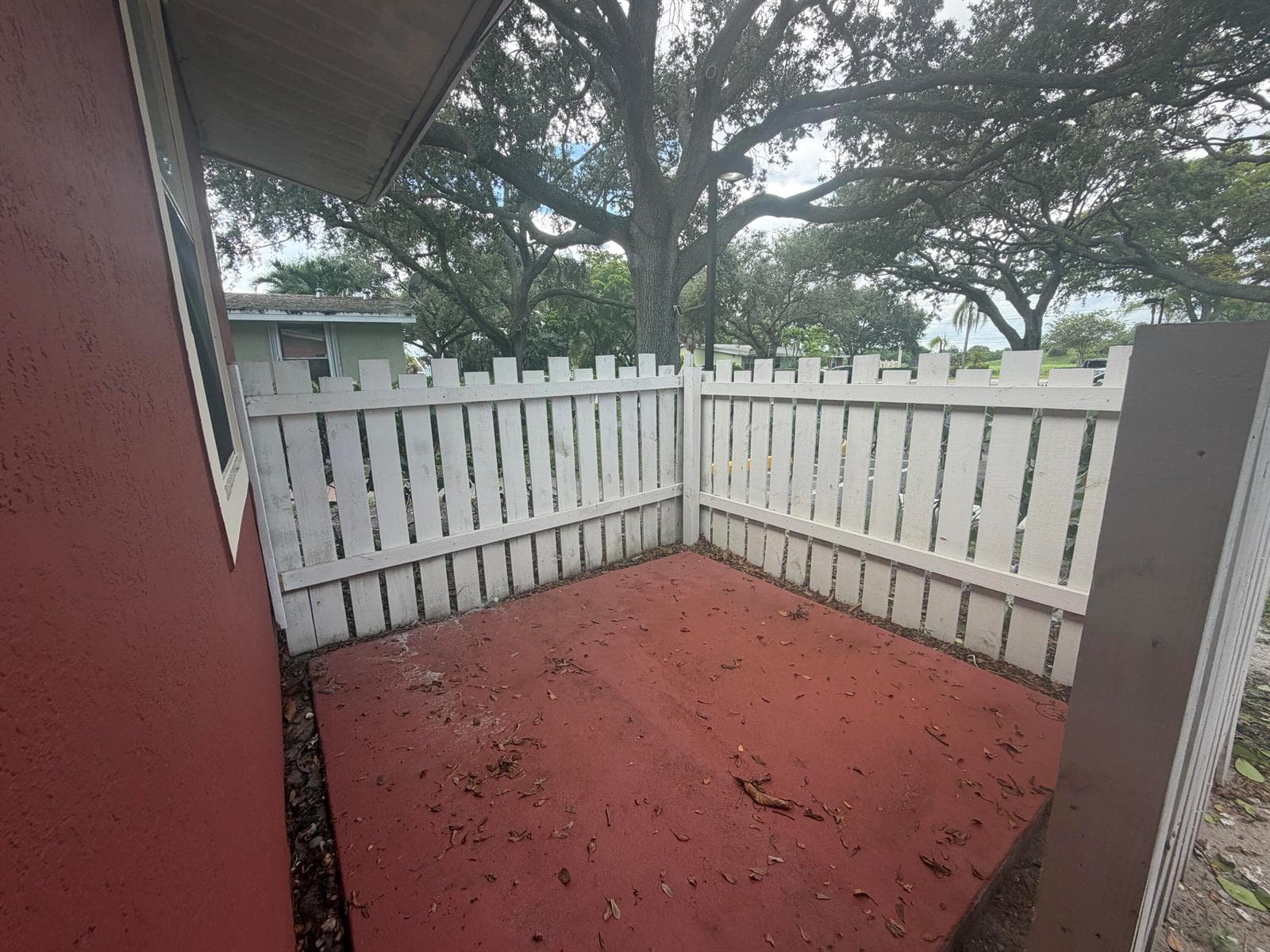 7194 Southgate Boulevard, Tamarac FL 33321 photo 2