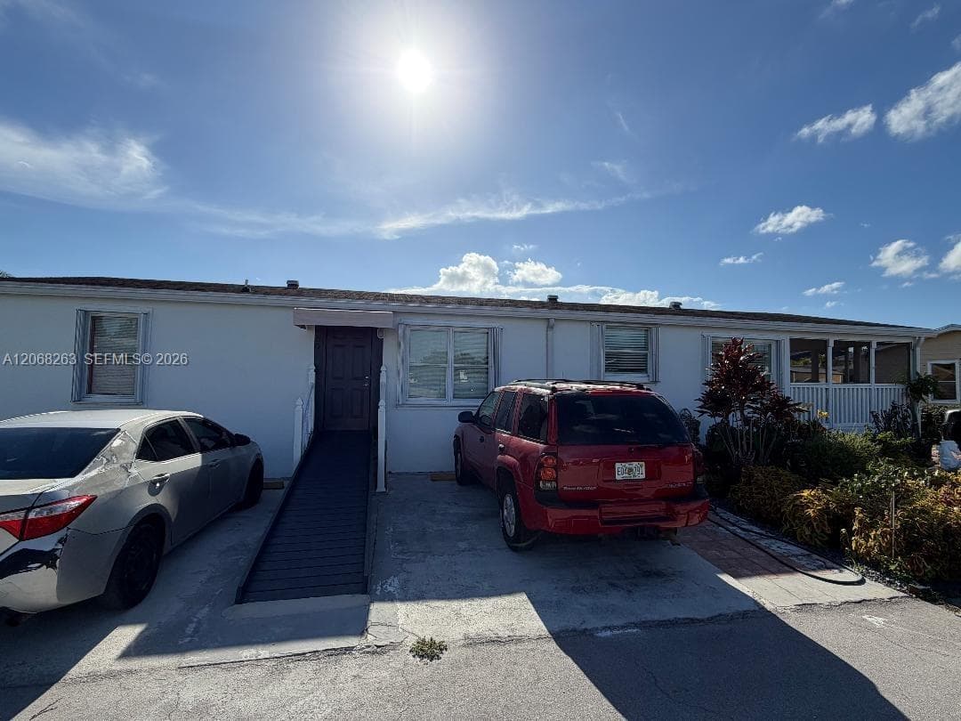 19800 SW 180th Ave unit 569, Miami FL 33187 photo 3