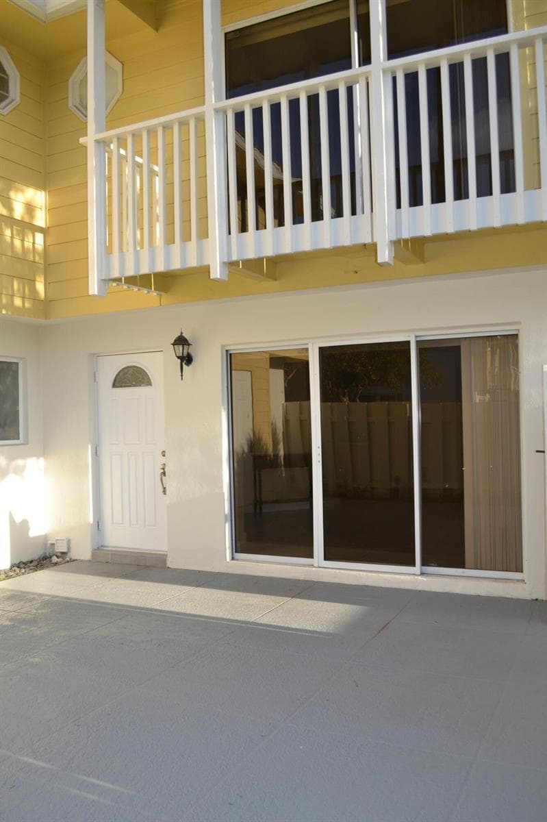 176 Seabreeze Circle, Jupiter FL 33477 photo 5