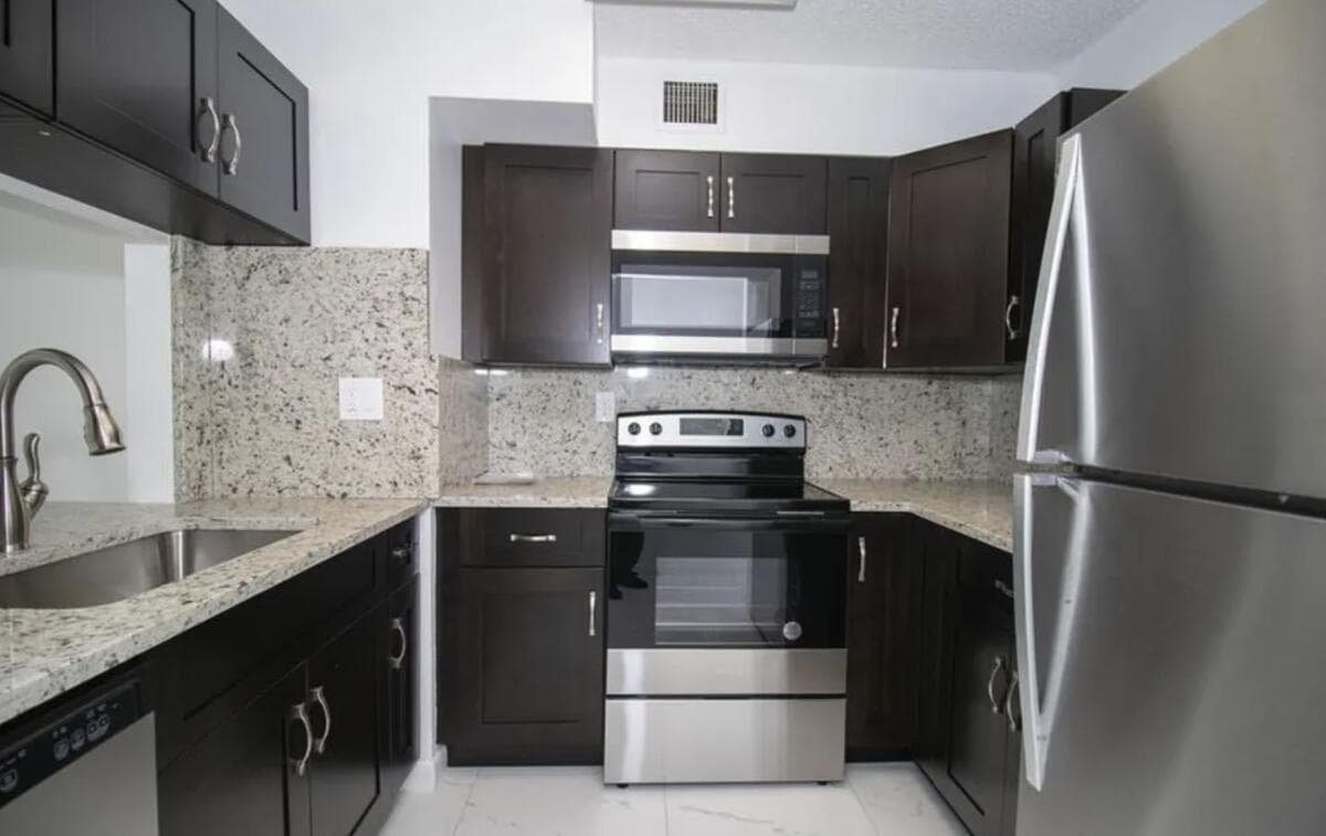 11432 NW 45th Street, Coral Springs FL 33065 photo 2