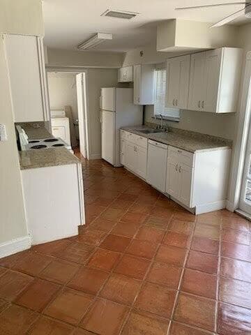 223 SE 14TH Place, Deerfield Beach FL 33441 photo 4