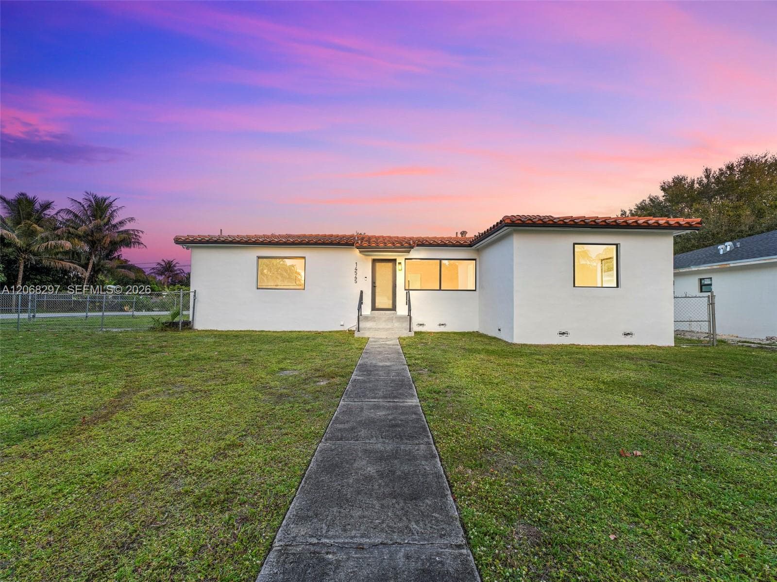 14545 Garden Dr, Miami FL 33168