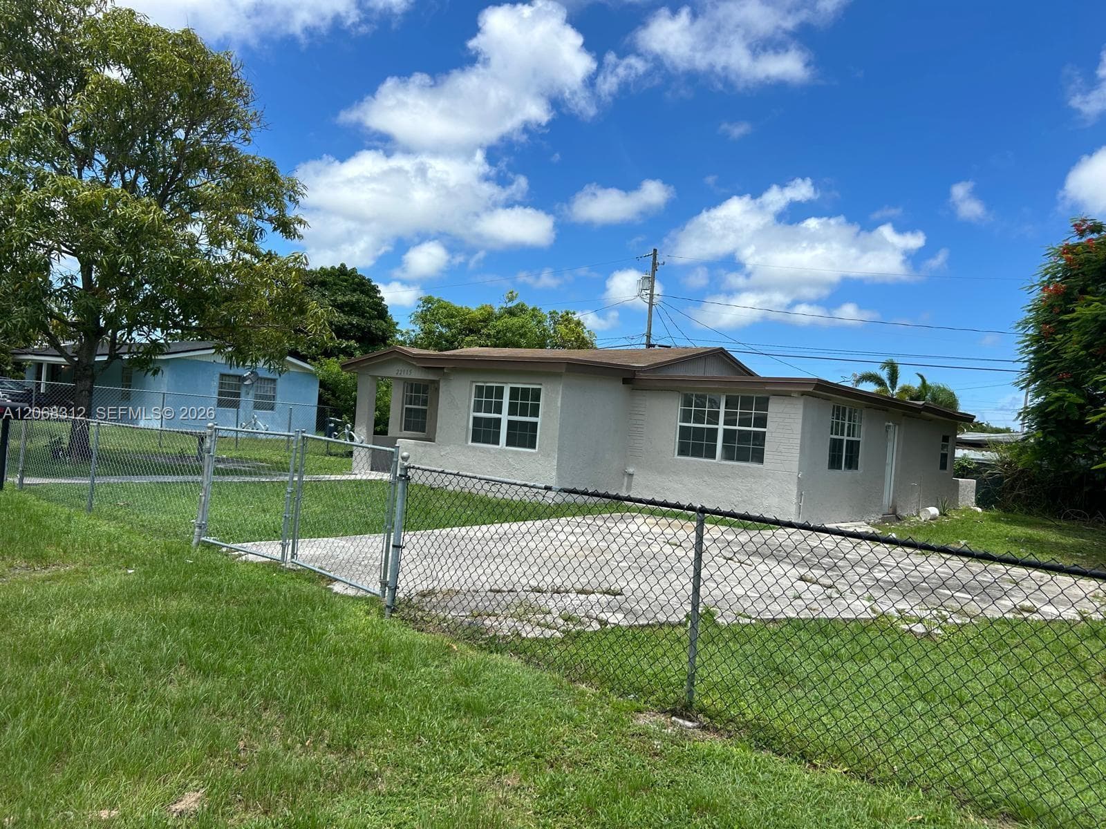 22115 SW 115th Ave, Miami FL 33170 photo 2