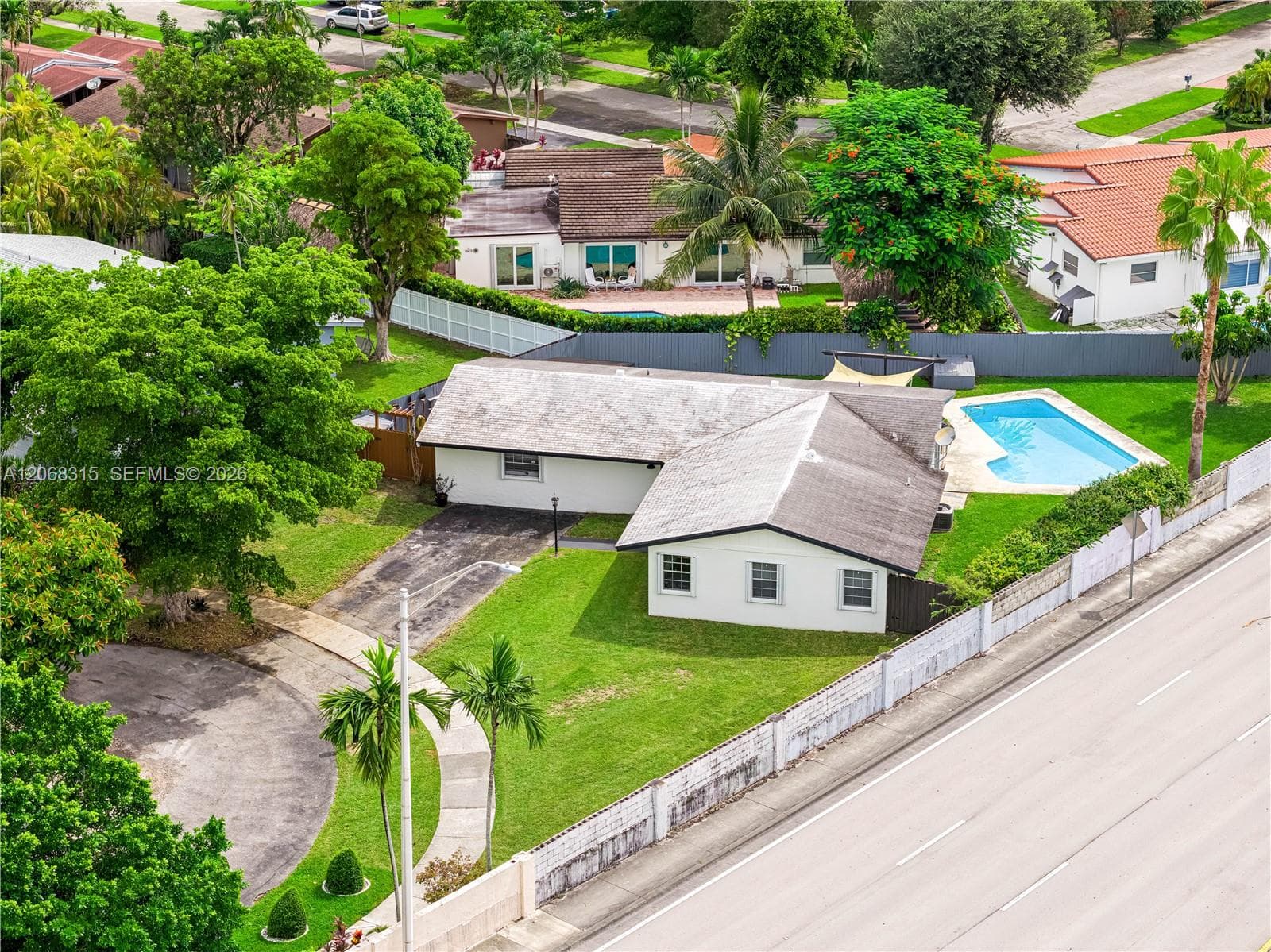 10331 SW 130th Ave, Miami FL 33186 photo 2